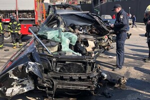 Нет живого места: на Балковской в ДТП разорвало BMW (обновлено)
