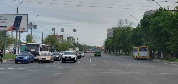 На перекрестке Небесной сотни и Глушко изменили схему движения: что нового. Фото