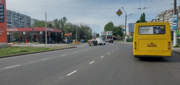На перекрестке Небесной сотни и Глушко изменили схему движения: что нового. Фото