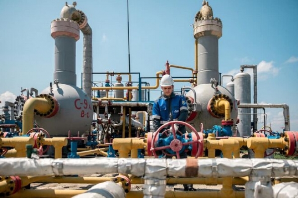 
Поставки газа из России в Европу подорожают: Газпром повысил прогноз по цене экспорта на 30%

