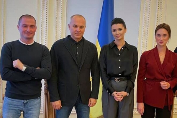 
Нестор Шуфрич стал совладельцем "Першого Незалежного": Считаю своим гражданским долгом поддержать журналистов в их стремлении говорить правду
