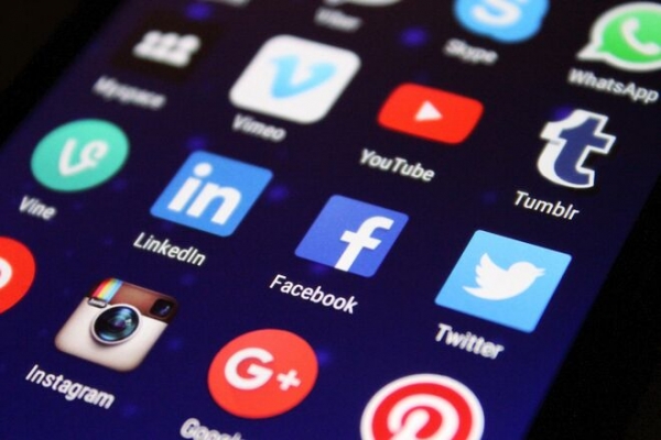 
Viber и YouTube уступили лидерство в рейтинге самых популярных мобильных приложений
