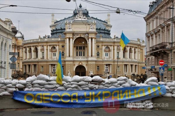 Как горожанам вести себя во время обстрела: советы от одесского военкора