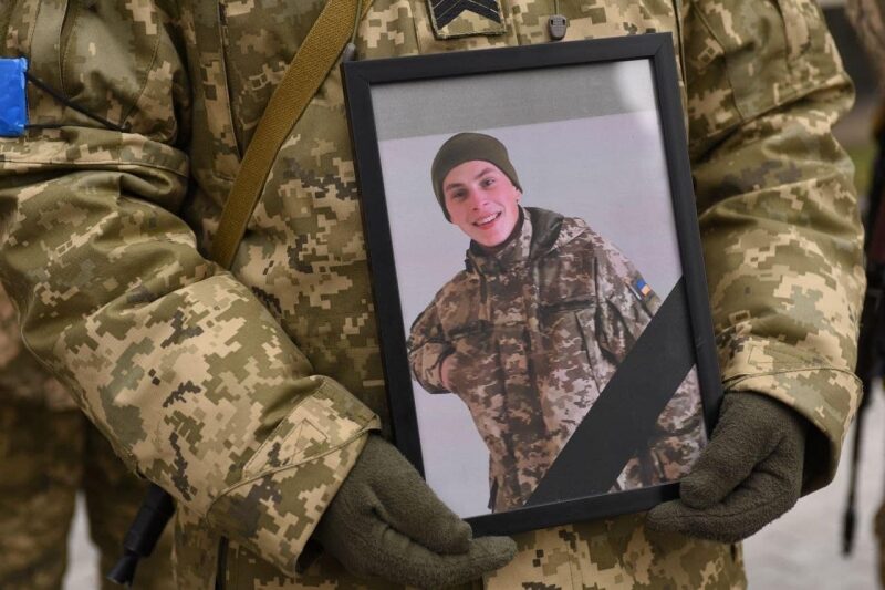&laquo;Якби не&nbsp;Назар, нас розірвало би&nbsp;на&nbsp;шматки&raquo;: в&nbsp;бою солдат ціною власного життя врятував 20 побратимів
