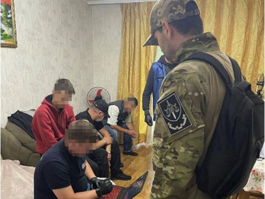 Ошуканих — тисячі: шахраї заробили 100 мільйонів гривень, створивши фальшиві інтернет-сайти урядів України та ЄС