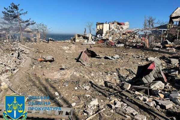 Разрушены пять домов, повреждены более 15-ти баз отдыха: одесская прокуратура начала расследование по факту обстрела 