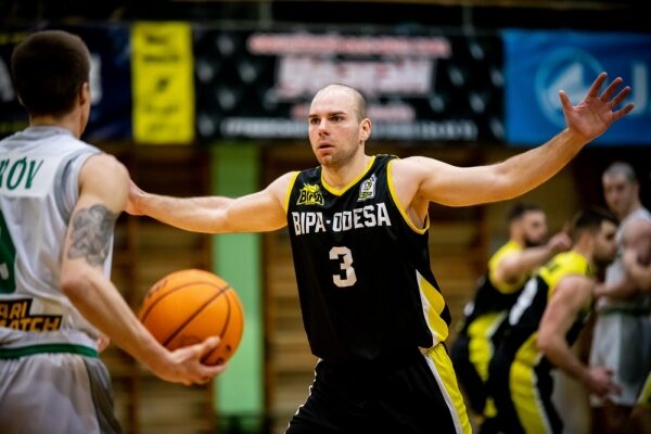 Баскетбол. &laquo;БІПА&raquo; обіграла &laquo;Запоріжжя&raquo; і повернулася на третє місце в чемпіонаті