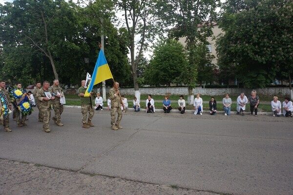 Сердце не выдержало ужасов войны: в Одесской области простились с погибшим защитником 