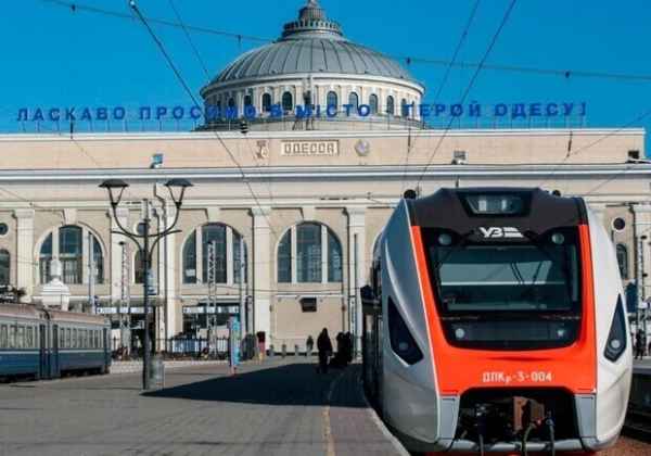 Один из одесских поездов временно изменит маршрут