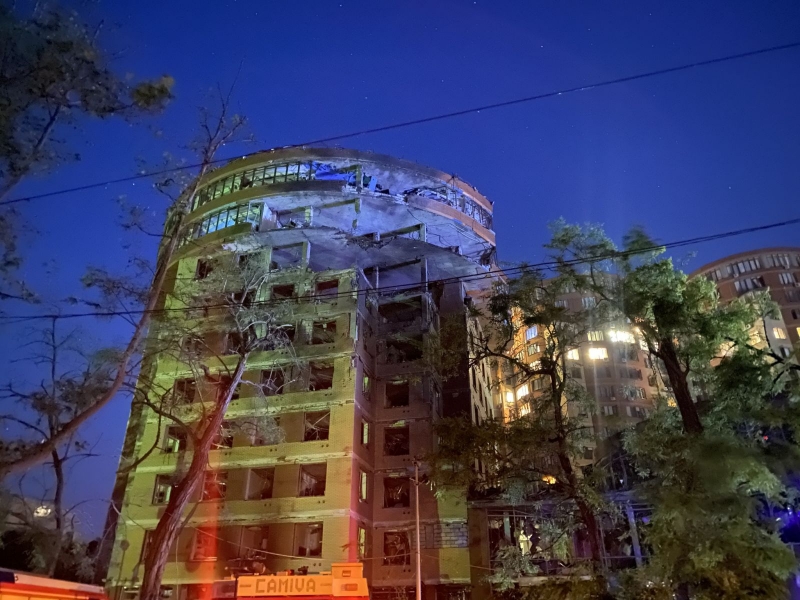 Вночі ворог ударив «Калібрами» по Одесі: є жертви, багато руйнувань (фото, відео)