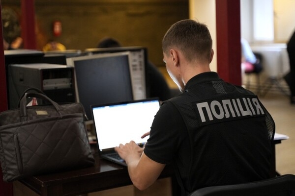 В Одессе "накрыли" работу нескольких колл-центров