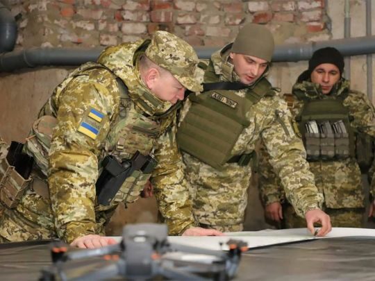 Невтішний &laquo;прогноз&raquo; для окупантів: прикордонники показали, як&nbsp;влаштовують росіянам &laquo;опади&raquo; з&nbsp;гранат (відео)