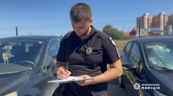 Під Одесою чоловік взяв у заручники дружину з маленькою дочкою та тещу