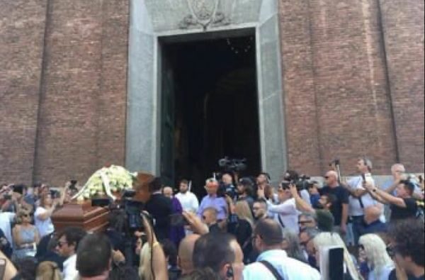 В&nbsp;Італії під пісню l&rsquo;Italiano попрощалися з&nbsp;Тото Кутуньо