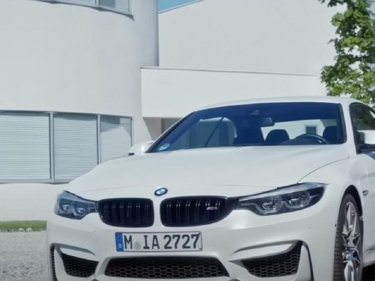 Автоексперти розповіли, чому водії Subaru, BMW та Porsche порушують правила частіше за інших
