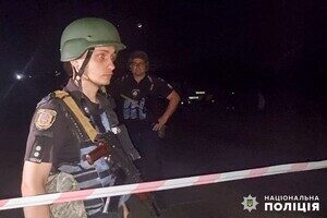 Враг атаковал Одесский район баллистикой: есть раненые и погибшие, среди жертв – десятилетняя девочка (обновлено) Враг атаковал Одесский район баллистикой: есть раненые и погибшие, среди жертв – десятилетняя девочка (обновлено)