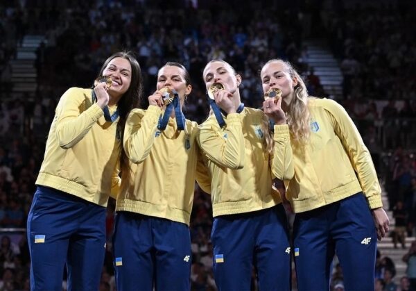 Париж-2024. Шаблістки Одеської області стали олімпійськими чемпіонками
