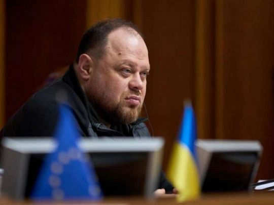 Не&nbsp;відкривайте та&nbsp;не&nbsp;відповідайте на&nbsp;дзвінки: шахраї взяли в&nbsp;обіг спікера Ради Стефанчука