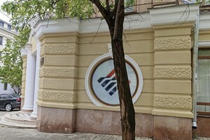 В Одессе снесли мемориальные доски советским деятелям и россиянам, в частности, Пушкину