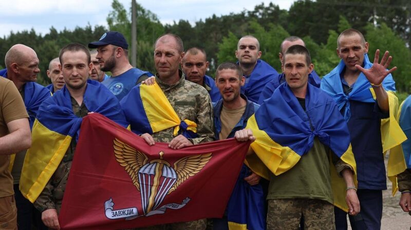 Україна та&nbsp;росія провели другий етап масштабного обміну полоненими (фото)