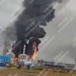 Безпілотники завдали ударів по НПЗ під Самарою та порту у Петербурзі (фото, відео)