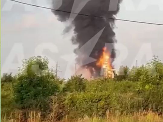 Дрони атакували Краснодарський край росії: горів НПЗ і військова частина