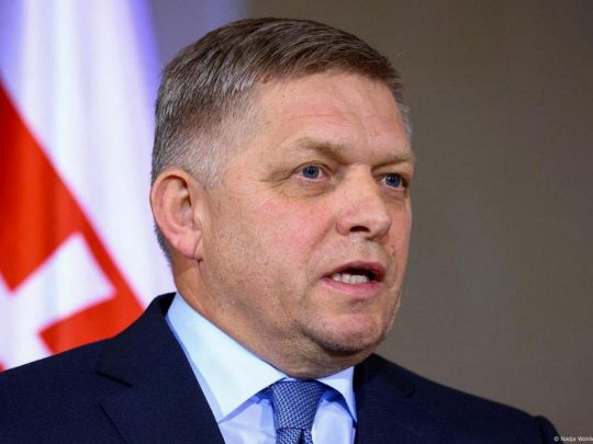 Поки прем&rsquo;єр-міністр Фіцо дружить з&nbsp;путіним, Словаччина заробляє на&nbsp;зброї для України