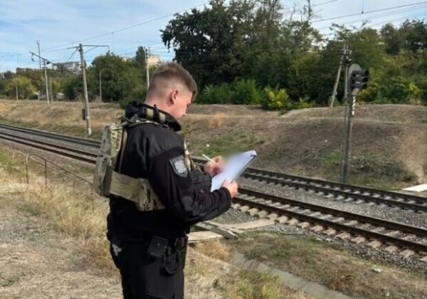 В Одессе поезд наехал на пенсионерку: женщина погибла