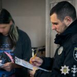 Організували масштабну шахрайську фінансову біржу: слідчі поліції повідомили про підозру учасникам організованої злочинної групи
