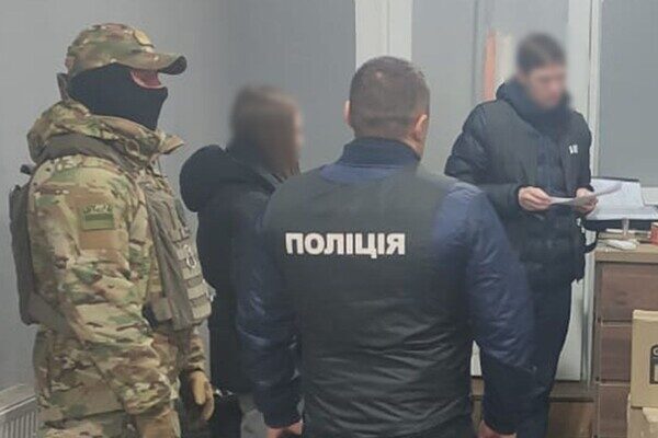 Табачная схема на 13 миллионов гривен: полиция Одесчины разоблачила межрегиональную сеть производства сигарет