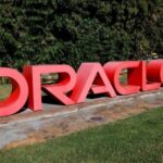 Oracle: падение акций на фоне опасений вокруг ИИ-бума
