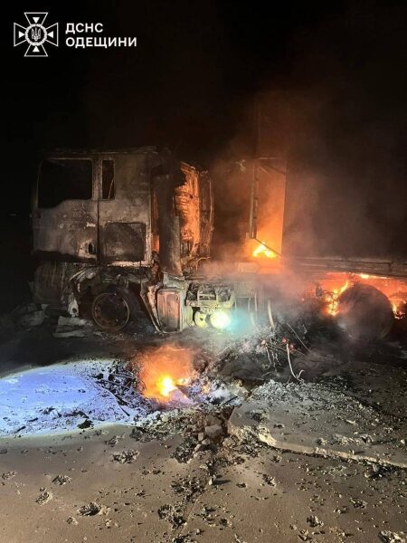 Росіяни вдарили балістикою по&nbsp;портах Одеської області: багато загиблих та&nbsp;поранених (фото, відео)