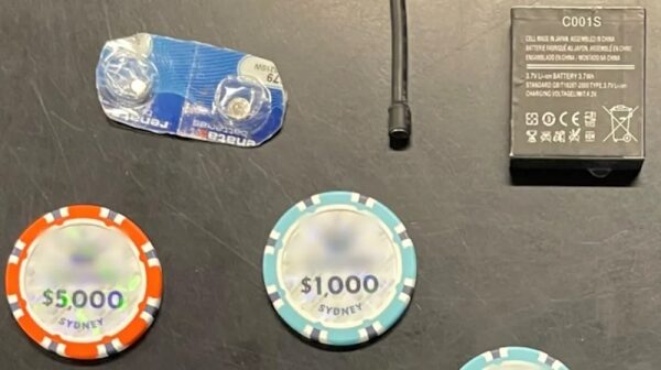 Супруги из Казахстана обнесли на $800 тысяч австралийское казино с помощью шпионских технологий Супруги из Казахстана обнесли на $800 тысяч австралийское казино с помощью шпионских технологий