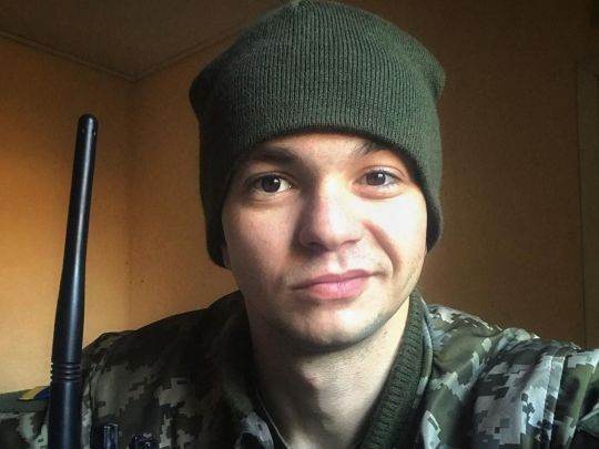 &laquo;Загибель партнера була певним важелем, чому я&nbsp;пішов на&nbsp;фронт&raquo;: військовий та&nbsp;активіст ЛГБТІК+спільноти про виклики під час повномасштабного вторгнення