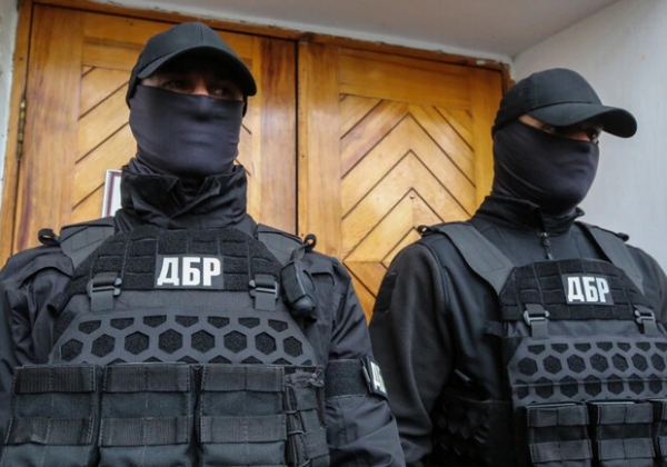 В Одесской области будут судить женщину, которая за деньги &laquo;женилась&raquo; на военных, чтобы те уволились со службы