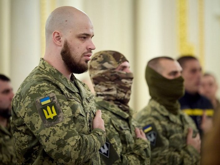 Утримував фронт 84 дні, проривав мінні поля й&nbsp;використав бджіл у&nbsp;бою: історія подвигів триразового кавалера &laquo;Хреста бойових заслуг&raquo;