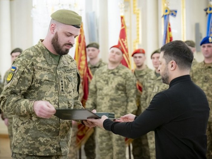Утримував фронт 84 дні, проривав мінні поля й&nbsp;використав бджіл у&nbsp;бою: історія подвигів триразового кавалера &laquo;Хреста бойових заслуг&raquo;