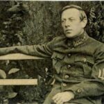 Прапори, які були на автомобілі Симона Петлюри: в Києві показали частину унікальної колекції, переданої з Канади