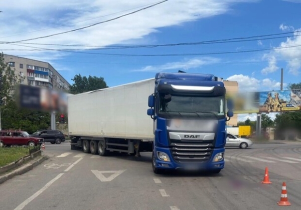 В Одессе грузовик наехал на дедушку: подробности ДТП В Одессе грузовик наехал на дедушку: подробности ДТП