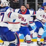 США впервые за 46 лет завоевали золото в мужском олимпийском хоккее